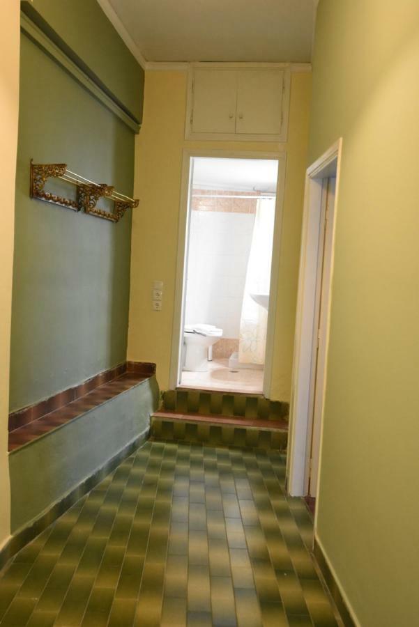 Rodi Retro Apartment นาฟปลิโอ ภายนอก รูปภาพ